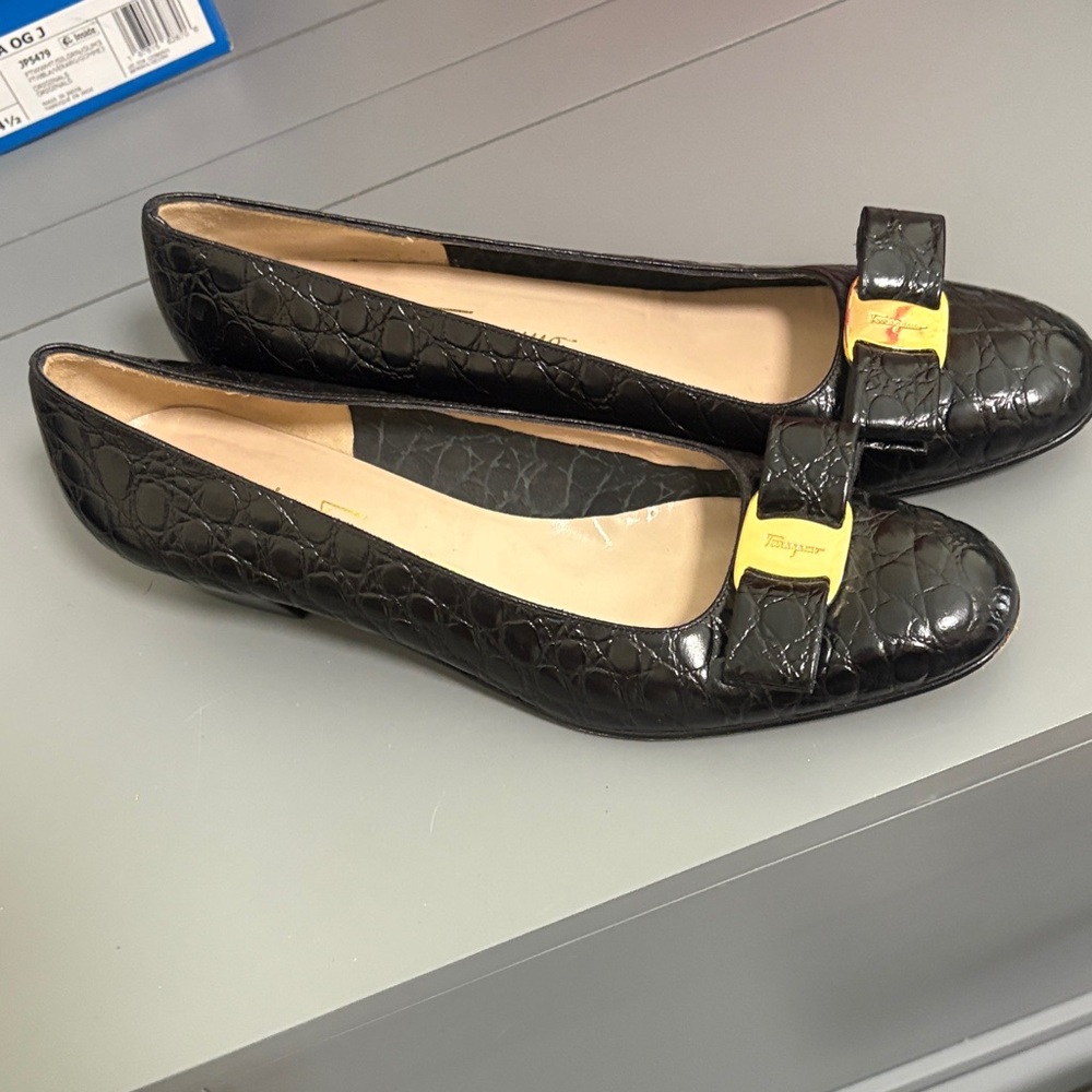 Salvatore Ferragamo Black Flats 9AAA with Gold Accents - amazing condition